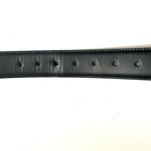 !! - Kenneth Cole REACTION Men's Engraved Logo Belt - Picture 5 of 8